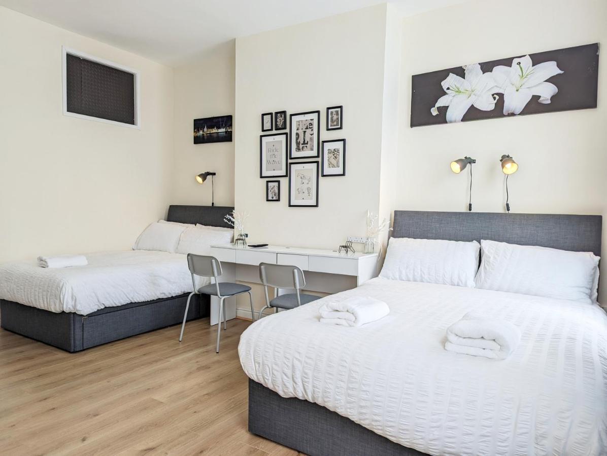 Guest Rooms In Anfiled Near Stadium, Free Parking Liverpool Exterior foto